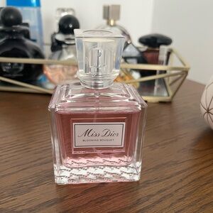 Miss Dior Blooming bouquet 3.4oz 100 ml only used a few times